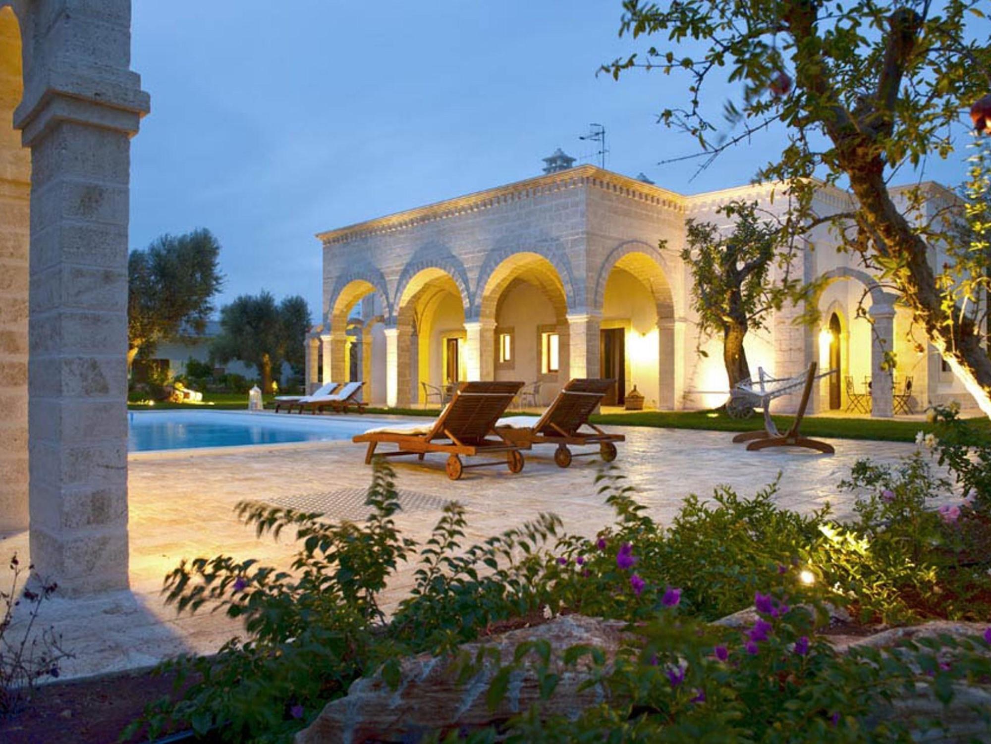 Donna Lucrezia Guest House Pezze Di Greco Ngoại thất bức ảnh