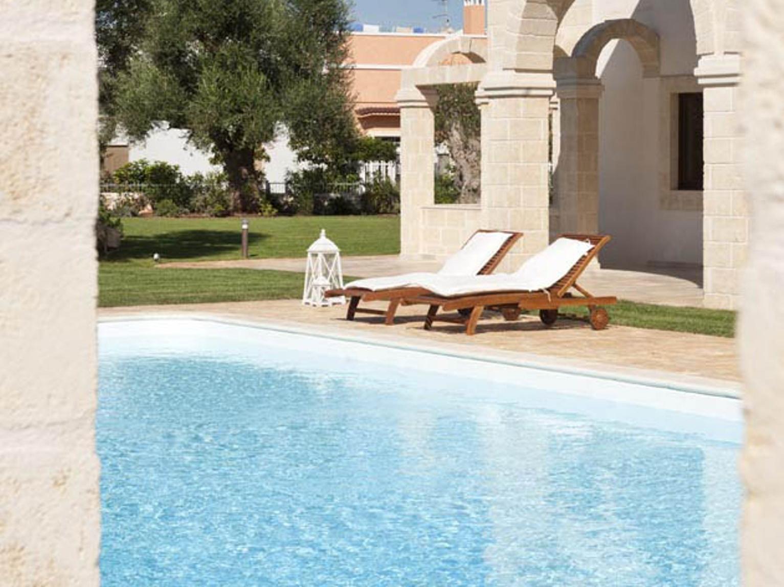 Donna Lucrezia Guest House Pezze Di Greco Ngoại thất bức ảnh