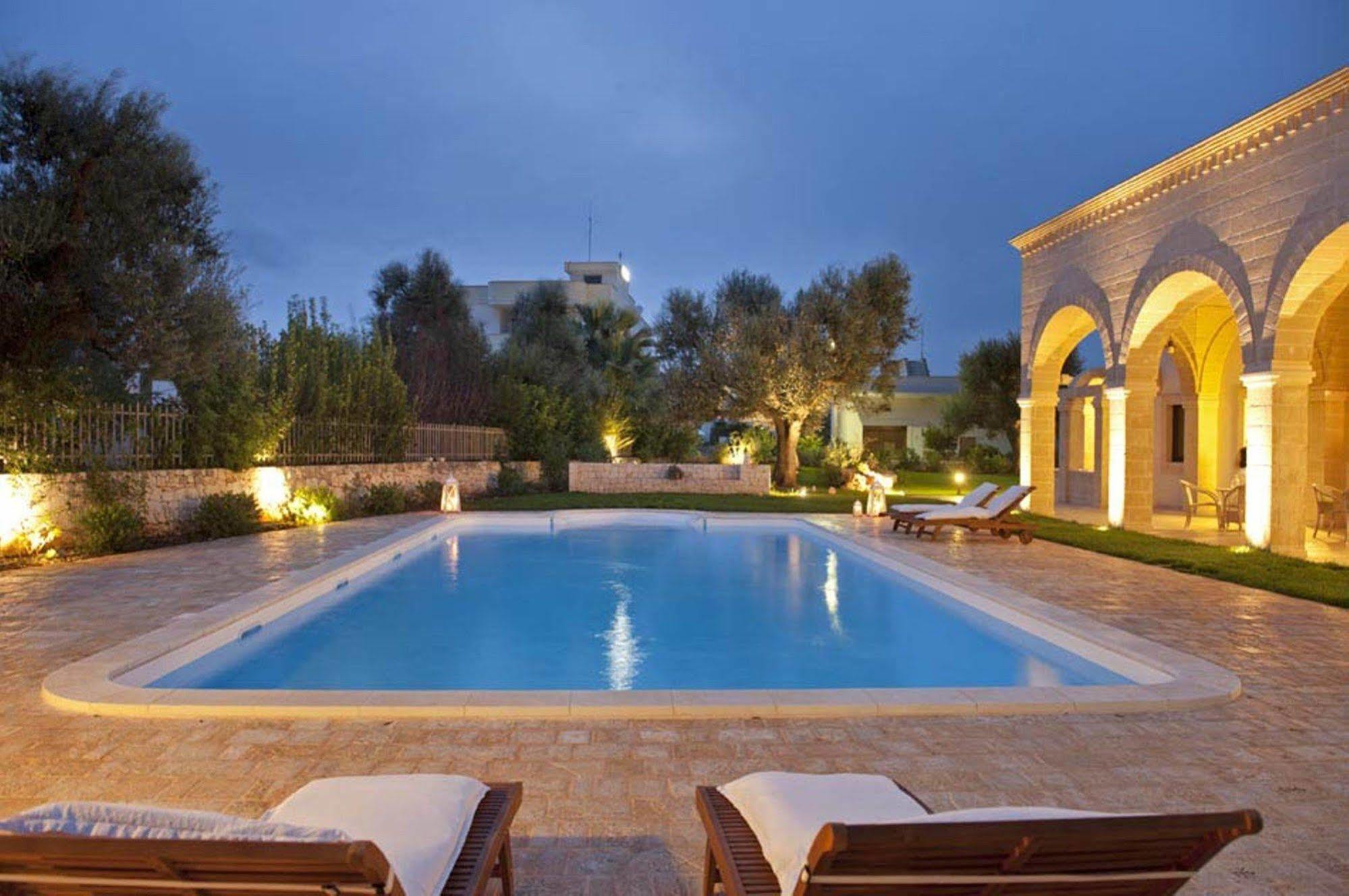 Donna Lucrezia Guest House Pezze Di Greco Ngoại thất bức ảnh