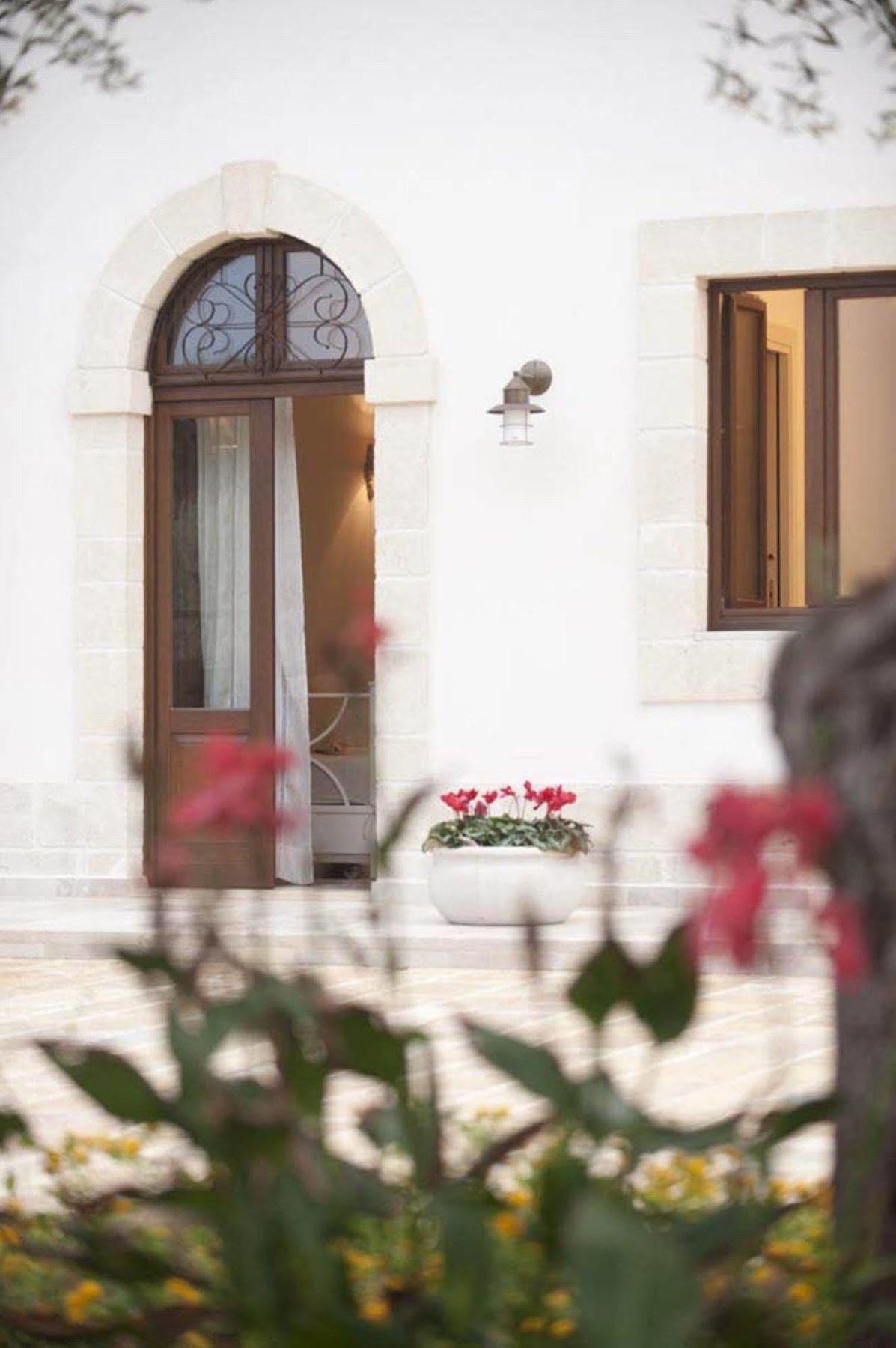 Donna Lucrezia Guest House Pezze Di Greco Ngoại thất bức ảnh
